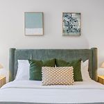 Family Retreat - Free Secure Car Park, Garden City Westfield Shopping, Restaurants