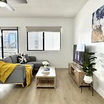 Prime Toowong 3Br Apt - Walk To Shops And Transport
