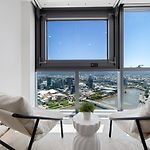 Qw Riverside Luxe Apartments By Independent Host