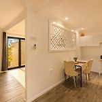 Spacious 4Br Home Near Sunnybank With Modern Amenities