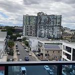 Comfy 1 Bedroom Apartment With Wifi And Parking