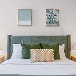 Family Retreat - Free Secure Car Park, Garden City Westfield Shopping, Restaurants