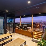 Comfy 1 Bedroom Apartment With Wifi And Parking