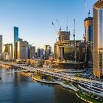 Queens Wharf Diamond Level 60, Sleep 5, 1 Carpark