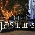 Laguna Apartments - Free Park Pool & Gym