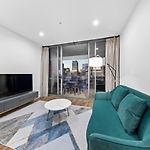 2Br City Escape At Lucid Apartments