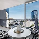 Modern On Mary 1 Bedroom, 1 Bathroom, 1 Car, Views!