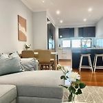 Kangaroo Point, Bromley Street
