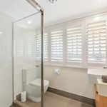 Modern Twist And Old World Charm - 3Bed-2Bath-2Car