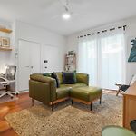 Peaceful 1-Bed Apartment Near Brisbane\'S Heart