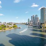 City Oasis 2Bed-1Bath-1Car-Views