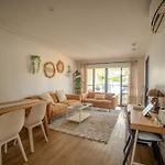 Sleeps 8 Near Uq 10 Mins Cbd Dual Living