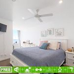 Designer 2 Bedroom Apartment In South Brisbane