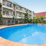 Comfortable Stay With Pool Access