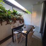 Portside Wharf Retreat With 1 - Bedroom King Bed