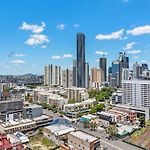 Skyline Apartment In Fortitude Valley