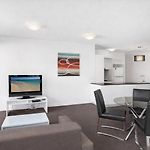 Brisbane Cbd Apartment With Resort Amenities