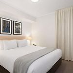 Oaks Brisbane Festival Suites