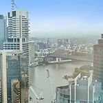 Skytower Level 53 Free Parking Sleeps 5 Cbd