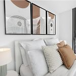 Portside Luxe Retreat 2Br Free Parking & Pool