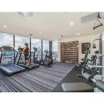 Luxury Sky-High Cbd Apt With Pool, Gym, Parking