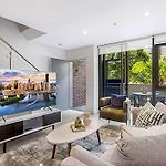 Newstead Modern 2-Storey Apartment - Q Stay