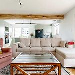 Funky 2Br Chermside Escape