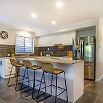 Charming 3Br House In The Heart Of Dakabin