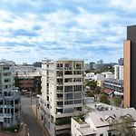 Stylish Escape Free Parking For 2 Walk To Cbd