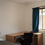Cozy 4 Bedroom House In Sunnybank Hills
