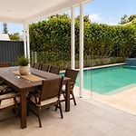 Luxury Brisbane Retreat In Exclusive Norman Park