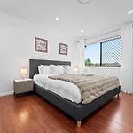 Value Family Friendly Stay Near Shops And Dining