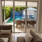 Executive 5 Bedroom Brisbane Family Retreat