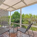 Cozy 1Br Apt W Balcony, Parking, Wifi And Study Desk