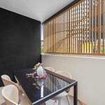 Modern 2Br Apartment And Pool With South City Square