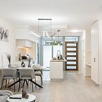 West End Artistic Neighborhood Apartment