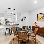 Chic Apt - Private Garden Plus Big Balcony