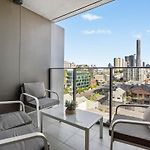 James St And Story Bridge, Bbq , Pool & Free Parking
