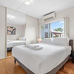 Quiet & Leafy 1Br Apt With Parking, Balcony & Wi-Fi