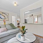 Homely And Warm Apt With Parking, Wifi And Study Desk
