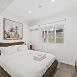 Stylish And Comfy Studio - Short Walk To Hospital