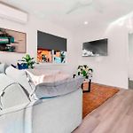 Private Modern Bungalow - Separate Entry