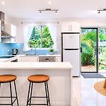 Mitre Townhouses St Lucia
