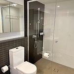2Br Apt W Pool And Parking Near Suncorp Riverview