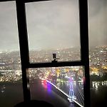 Premium Cbd Skytower Stay Sleeps 5 Free Parking X1