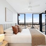 Utopia Deluxe Suite 25Th Floor Views, Pool & Gym