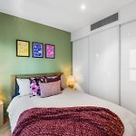 Sky Tower Luxe Retreat Pool & Gym