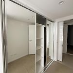 Stylish Designer Apartment With Rooftop, Balcony & Parking