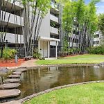 The Mews Bowen Hills - Spacious 3-Bedroom Apartment With Pool & Parking