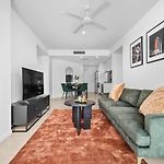 Valley Stay Stylish Apartment Parking Pool And Gym